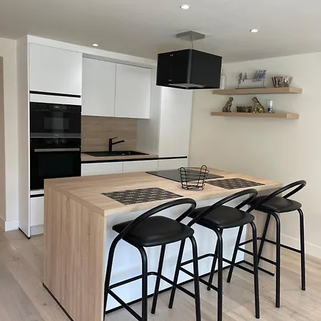 Holiday home Modern Flat With Garden