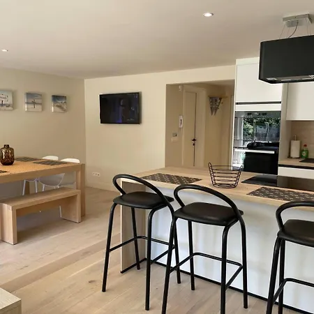 Holiday home Modern Flat With Garden