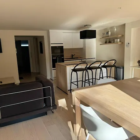 Modern Flat With Garden Feriehus *