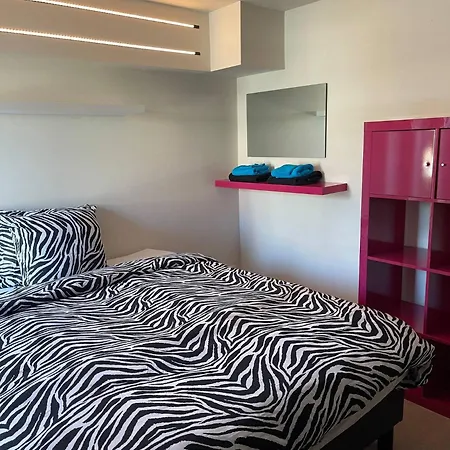 Tatil Evi Modern Flat With Garden *