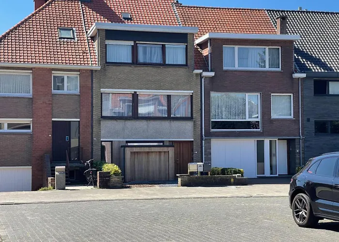 בית נופש Modern Flat With Garden *